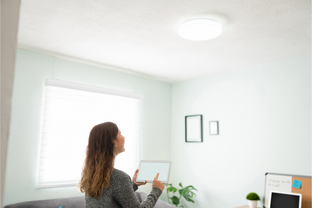Iluminación inteligente, dispositivo para lograr una vivienda domótica